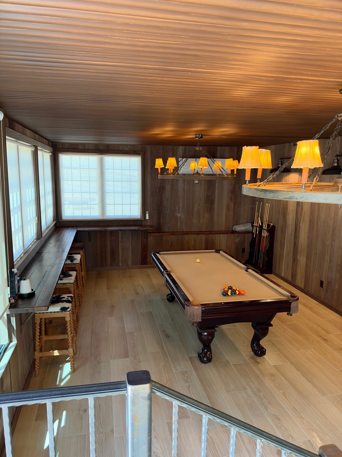 The game room and its billiards table